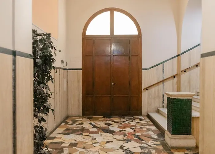 Domus Aura *